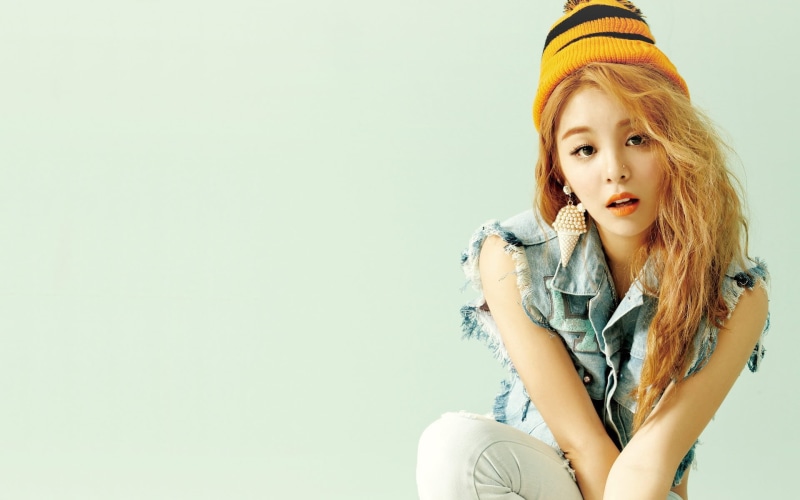 beauty, adult, young women, fashion, hairstyle, warm clothing, women, Ailee, Asian, hair, 1080P, front view, K-Pop, studio shot, South Korea, blond hair