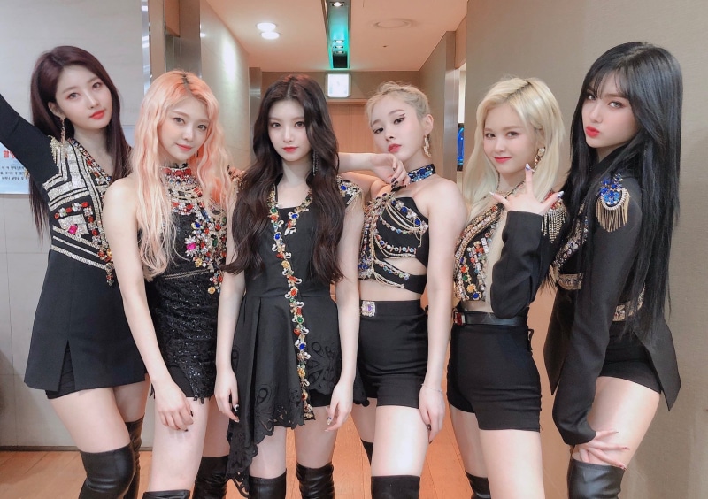 Wang Yiren, Onda (Jo Serim), 1080P, Aisha (Heo Yoorim), EVERGLOW, Mia (Han Eunji), E:U (Park Jiwon), K-pop, Sihyeon (Kim Sihyeon), Asian