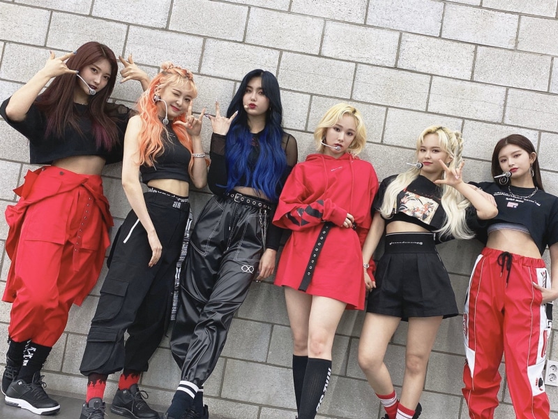 1080P, EVERGLOW, Aisha (Heo Yoorim), Onda (Jo Serim), K-pop, Wang Yiren, Sihyeon (Kim Sihyeon), E:U (Park Jiwon), Mia (Han Eunji), Asian