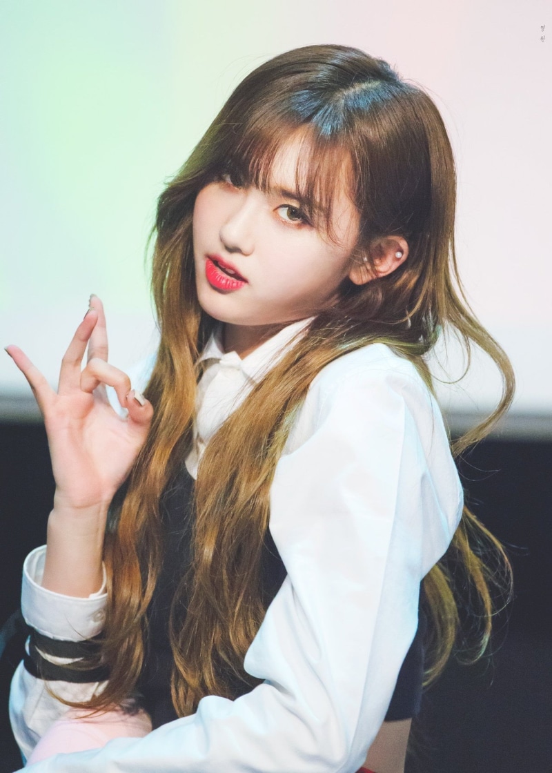 720P, Aisha (Heo Yoorim), EVERGLOW, K-pop