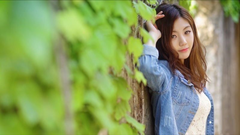 portrait, leisure activity, side view, South Korea, young adult, women, casual clothing, young women, beautiful woman, plant, selective focus, rockchaeeun