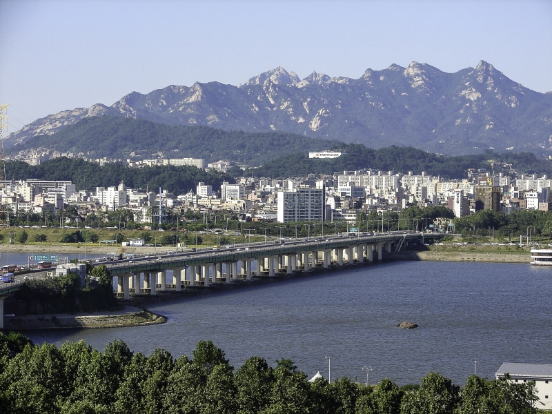 high angle view, bridge - Man Made Structure, buildings, architecture, sky, river, bridge, photos, built structure, metropolis, government, building, mountain range