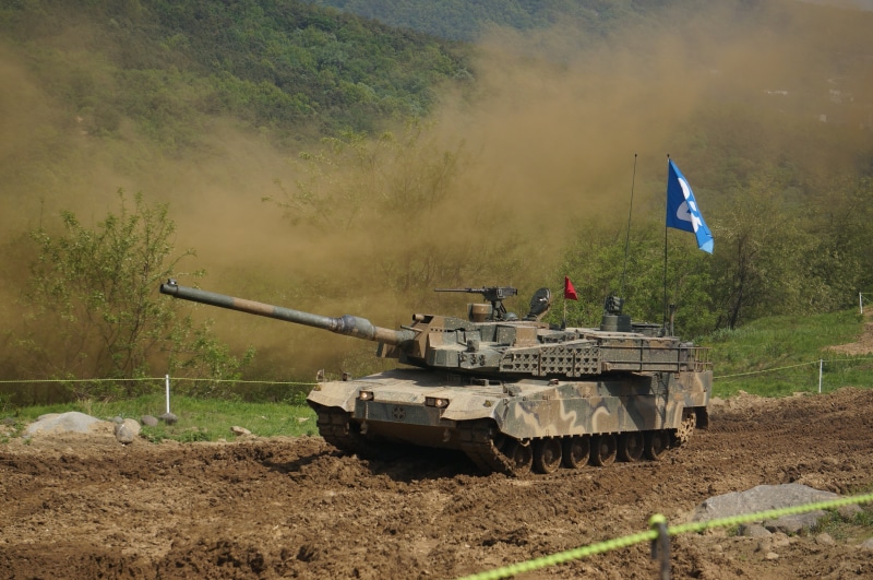 military, group, battle, transportation, mode of transportation, land vehicle, armored Tank, soldier, tree, flag, 4K, tank, plant, field, conflict, weapon