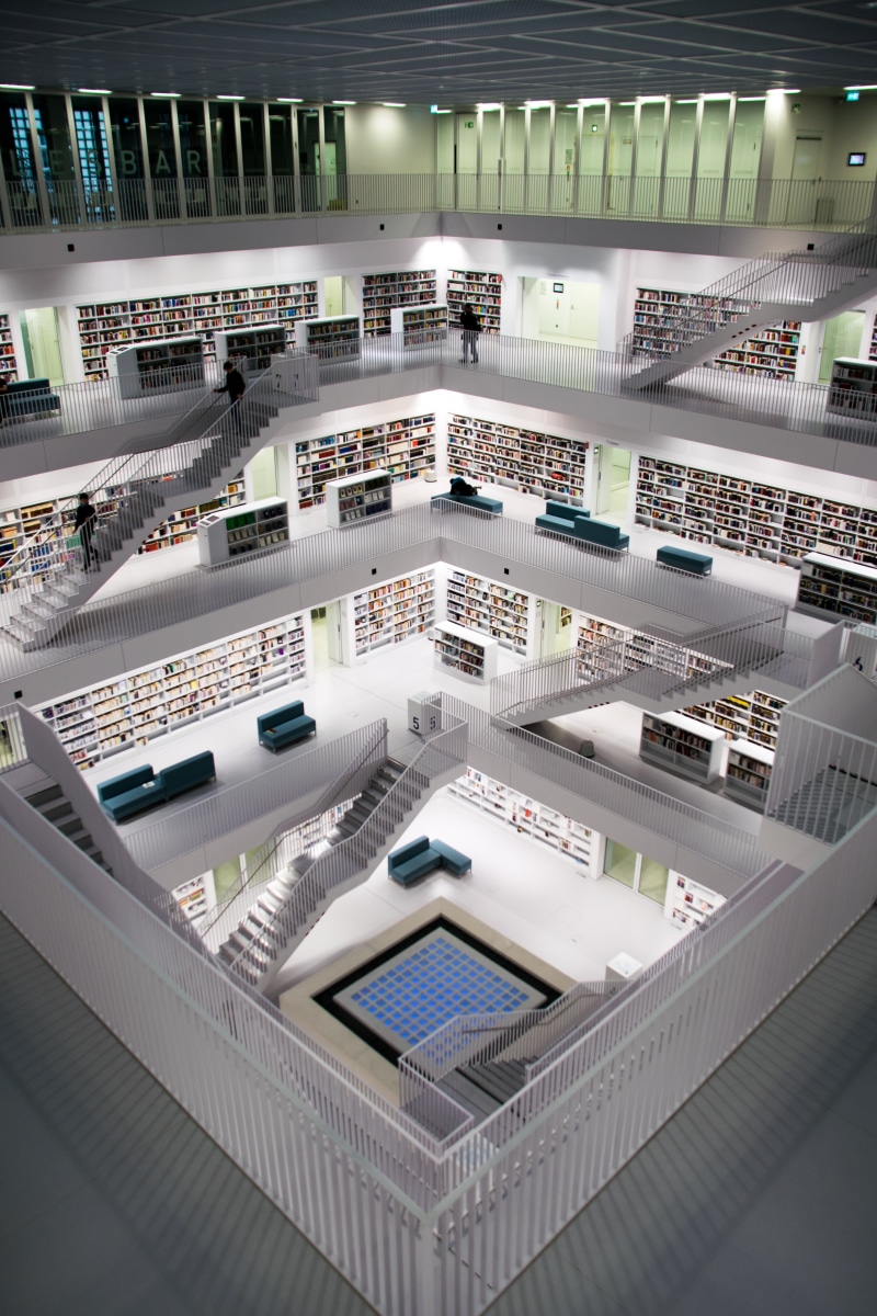 education, building, 5K, concrete, industry, business, indoors, computer, technology, communication, order, computer network, equipment, German, abstract