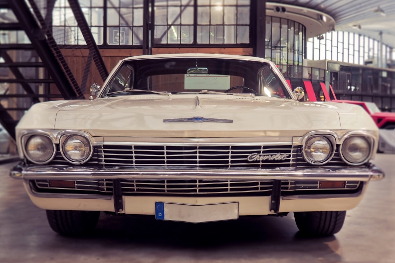 american, chrome plated, headlight, retro styled, vehicle, us car, built structure, sale, vintage car, exhibition, beige, means of transport, auto, the past