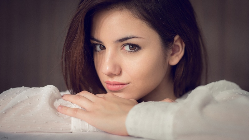 brunette, portrait, natural light, brown eyes, Delaia Gonzalez, closeup, David Mas, white clothing, women, 1080P, face