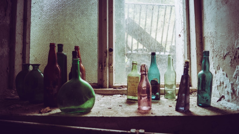urban decay, bottles, urbex, window, abandoned, filter, 5K