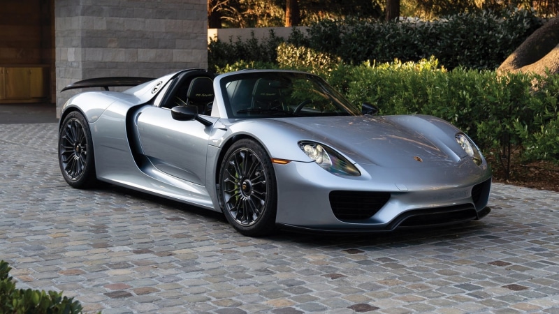 vehicle, Porsche, German cars, cobblestone, car, Porsche 918 Spyder, sports car, silver cars, 1080P