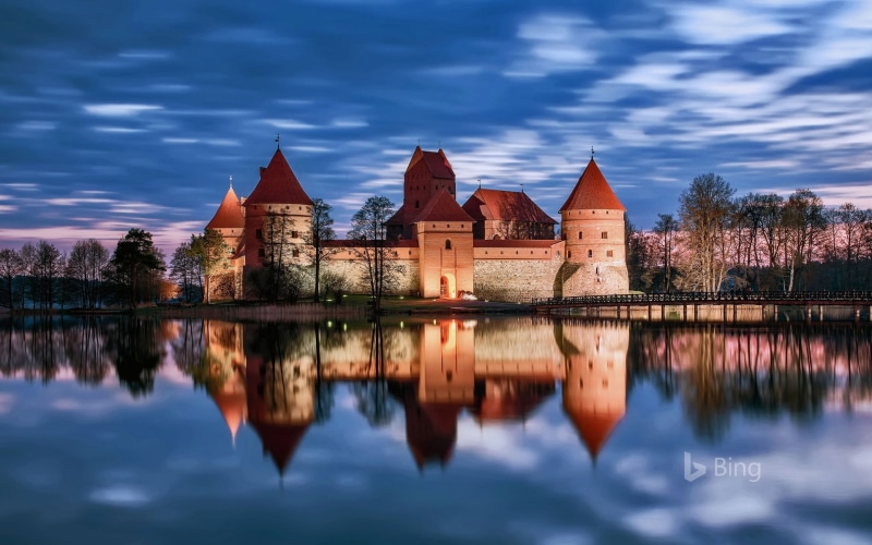 cloud - sky, water, religion, the past, sky, built structure, tourism, lithuania, outdoors, travel destinations, castle, no people, 1080P, building, lake