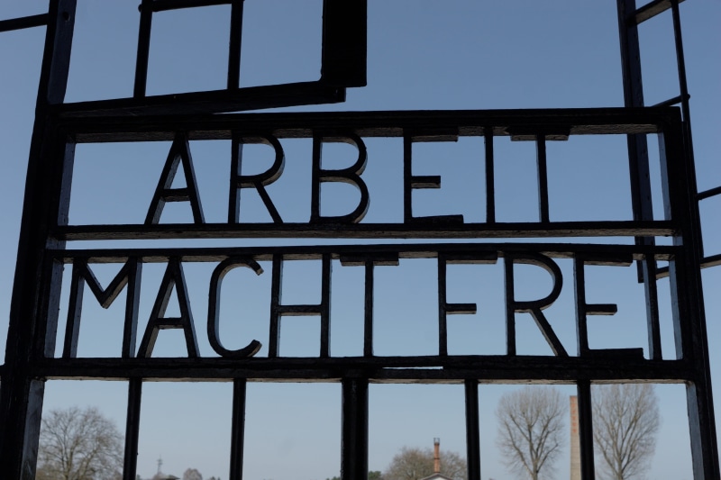 nature, text, window, outdoors, western script, macht, wrought iron, sachsenhausen, no people, black color, camp, blue, concentration, architecture, sky
