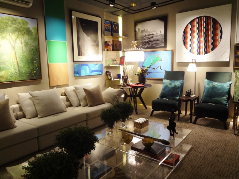 domestic Room, coffee table, architecture, flooring, home Interior, sofa, luxury, no people, design, electric lamp, window, light, ceiling, living Room