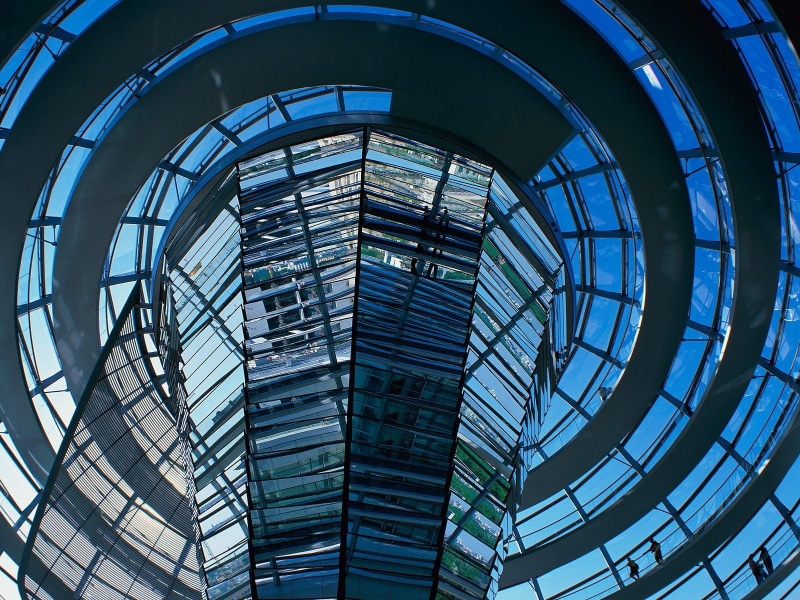 glass - material, building exterior, 720P, ceiling, skyscraper, window, outdoors, staircase, building, people, nature, no people, circle, Reichstag, modern