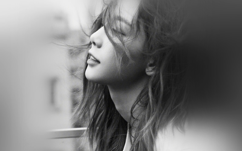 contemplation, taeyeon, portrait, hairstyle, bw, females, childhood, women, girls, eyes closed, teenager, kpop, young adult, looking, headshot, real people