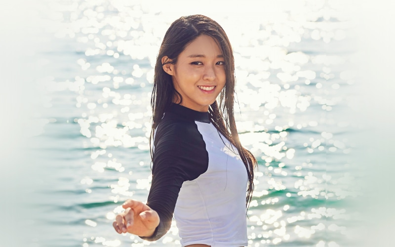 smiling, outdoors, water, 4K, emotion, hairstyle, young adult, sea, beautiful woman, standing, happiness, seolhyun, aoa, real people, leisure activity