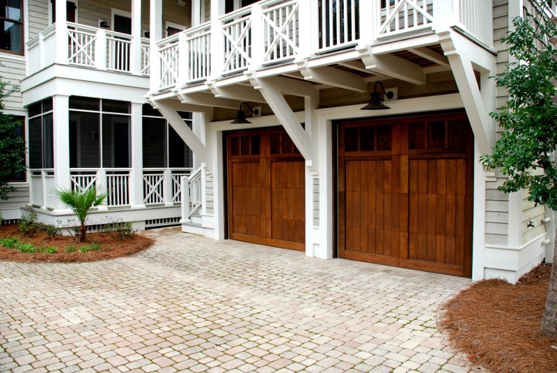 wood - material, home ownership, front stoop, building, luxury, residential, architecture, paving stone, 4K, built structure, overhead door, house, home
