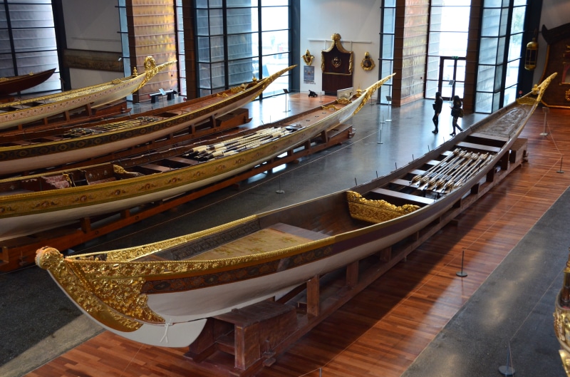 caique, galley, window, indoors, turkish, history, water, istanbul, maritime museum, maritime, 4K, building, wood - material, kiosk, imperial, seat, empty