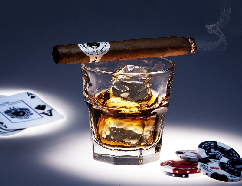 tobacco, cigarette, drink, glass, alcohol, smoke, cigars, smoking, bokeh, drinks, cigar, 720P