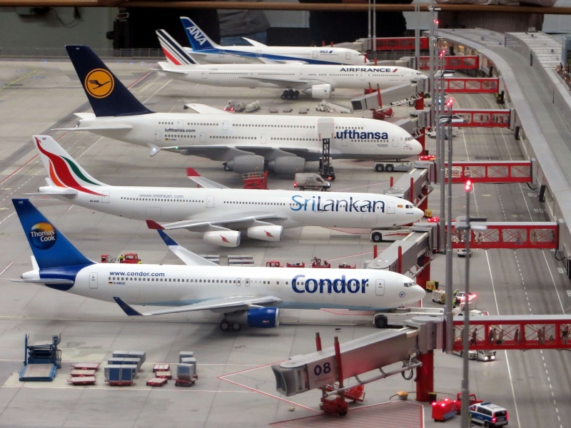 miniature, transportation, arrival, aircraft, airport, plane, commercial, airplanes, departure, 4K, transport, aviation, airplane, apron, terminal, jet