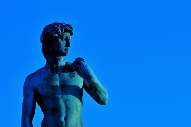 shirtless, 4K, guerrero, statue, young adult, standing, religion, muscular build, copy space, blue, david, nature, hairstyle, sky, future, art and craft