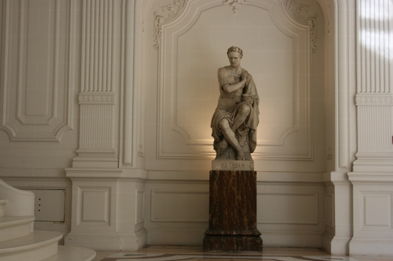 creativity, religion, full length, the past, no people, ornate, craft, sculpture, architecture, statue, art and craft, building, human representation, carving - craft product