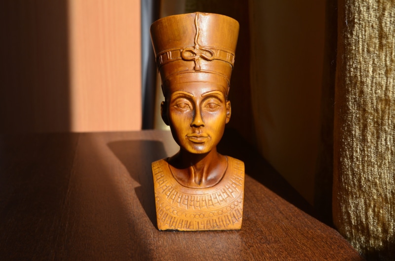 ornate, no people, closeup, male likeness, wood - material, close-up, photo, art and craft, table, human representation, religion, egyptian, nefertiti