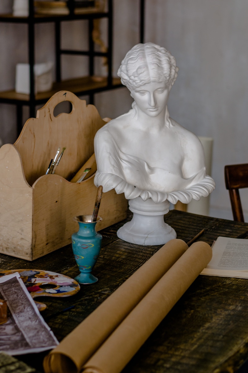 representation, architecture, 5K, craft, sculpture, creativity, human representation, still life, bust, close-up, workshop, indoors, headbust, no people