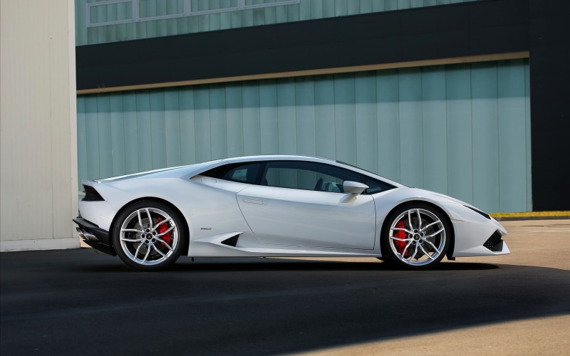 city, outdoors, 1080P, modern, black, motion, luxury, car, street, architecture, road, no people, day, vehicle, white, speed, Lamborghini Huracan, frame