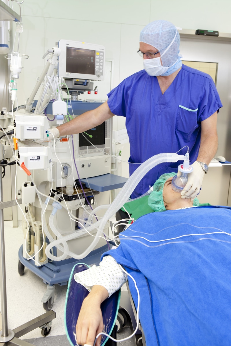 healthcare And Medicine, ill, people, infusion, person, operating Room, technology, injured, equipment, anesthesia, surgical cap, patient, scrubs, men