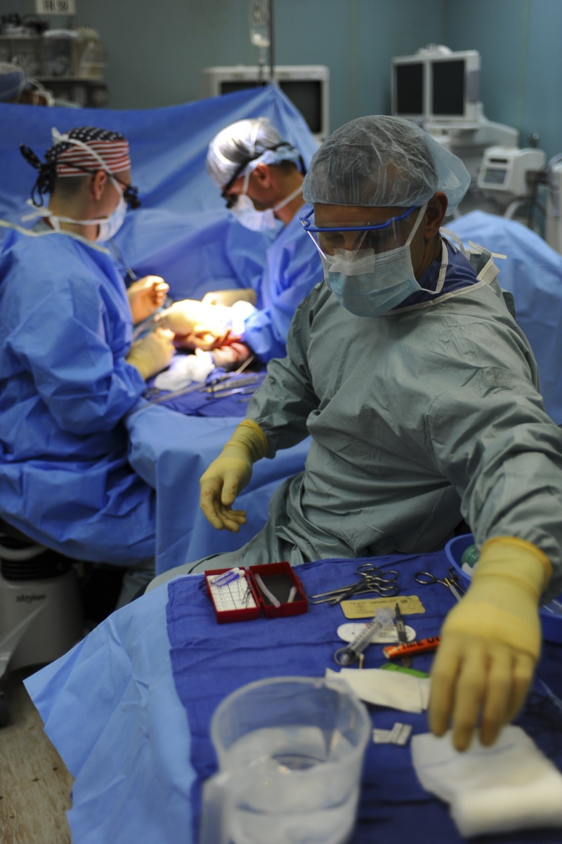 men, medical, teamwork, occupation, care, nurse, surgical mask, adult, surgeon, surgical equipment, doctor, operating, medical procedure, skill, males