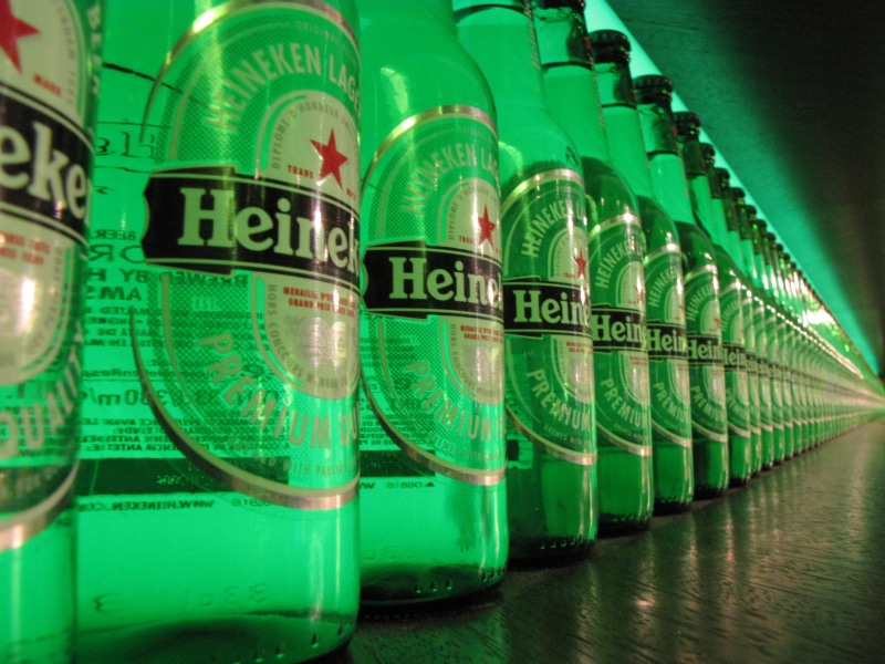 in a row, text, water, Netherlands, brewery, reflection, large group of objects, alcohol, lot, number, indoors, 2K, glass, museum, Bottle, group of objects