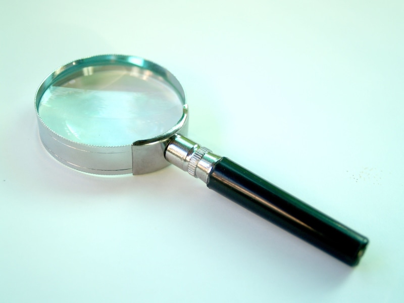 information, instrument, object, zoom, desk, lens, study, isolated, glass, copy space, exploration, black, discovery, 2K, analyzing, contract, eyesight