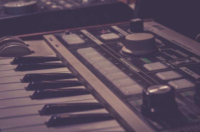 electronic, control, studio, audio equipment, indoors, electrical equipment, electronics, piano, no people, recording studio, audio mixer, sound recording equipment