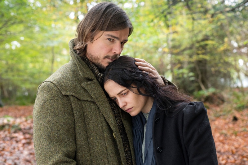 mid adult men, young adult, man, 2K, young women, mid adult couple, wife, love, tree, two people, emotion, couple, men, people, heterosexual couple, Penny Dreadful (TV Series 2014–2016)