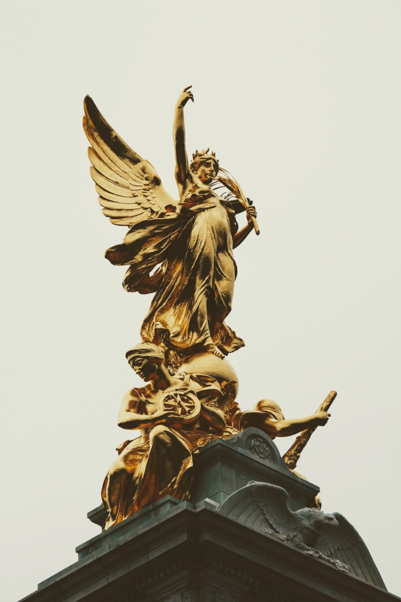 ornate, clear sky, angel, sky, travel destinations, united kingdom, gold colored, art and craft, palace, representation, golden, human representation, buckingham palace