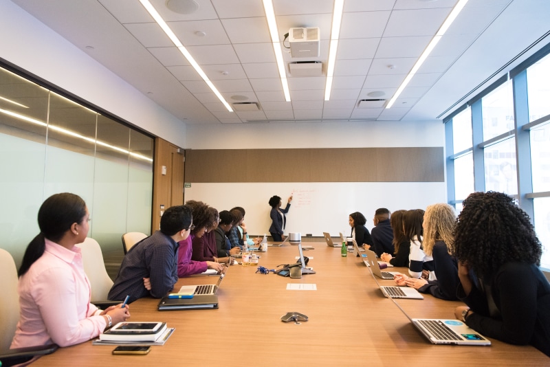 lights, men, medium group of people, near, office, discussion, people, technology, mature men, looking, meeting, conference room, modern, laptop, table