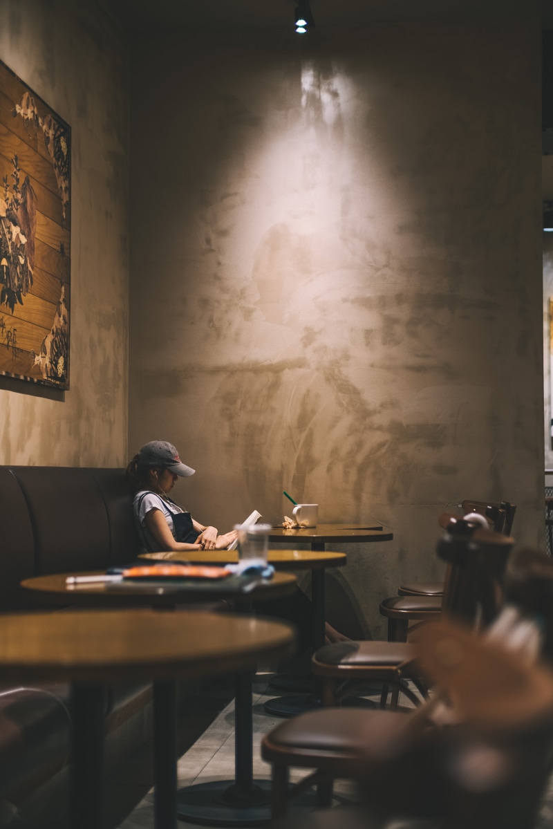 table, business, female, one person, furniture, activity, diner, occupation, restaurant, lighting equipment, men, shop, dining table, indoors, profile view