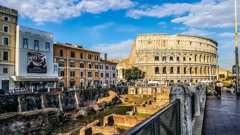 river, building, city, europe, travel, landmark, outdoors, Gladiator, daytime, travel Destinations, nature, incidental people, Rome, holiday, Colosseum