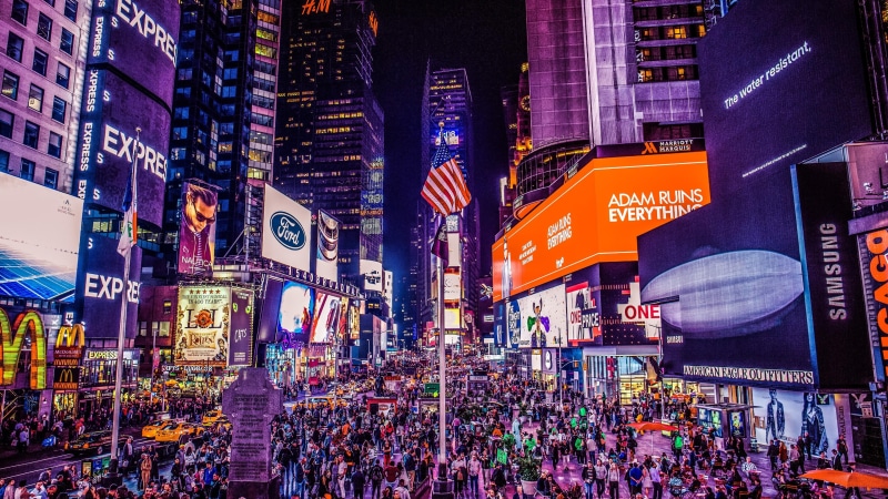 night, street, communication, illuminated, modern, text, nightlife, crowd, real people, advertisement, commercial sign, city life, united states, metropolis