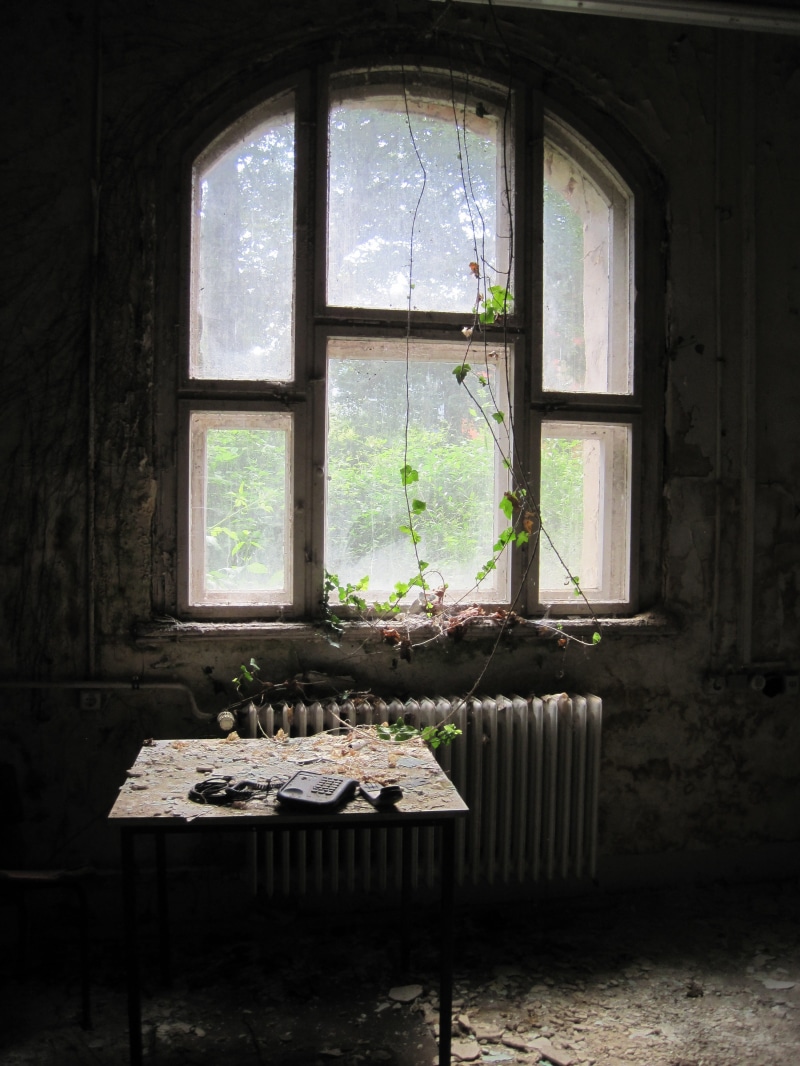 old, heating, light, run down, glass, lost places, transparent, ailing, broken, forget, door, indoors, rays, no people, run-down, ruin, plant, day, window