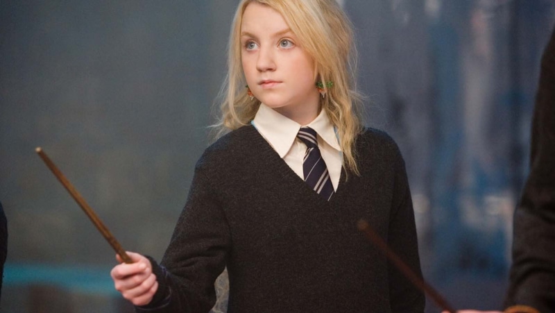 girls, blond hair, Harry Potter, portrait, offspring, one person, indoors, hair, long, teenager, sleeved, front view, waist up, women, holding, waiting