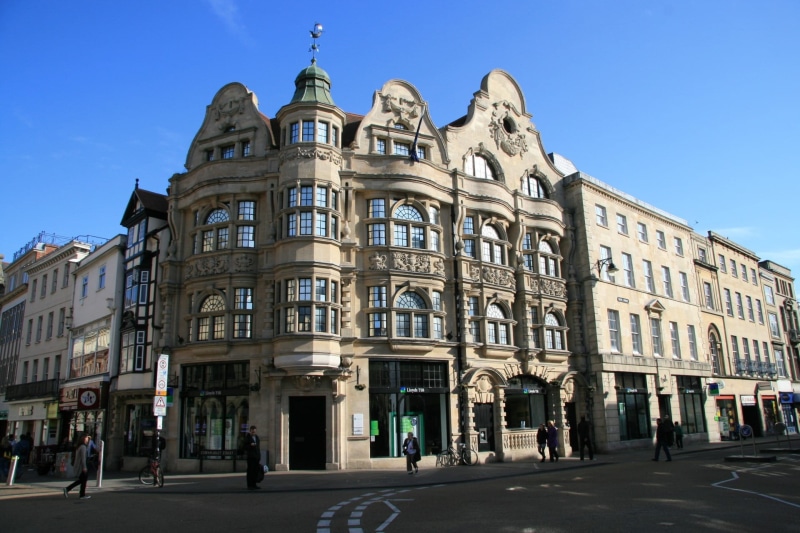 shoppers, view, travel destinations, history, old, department store, stores, storefronts, store, victorian, design, clear sky, retail, apartment, residential district