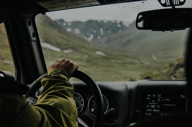 passenger, jeep, transportation, leisure activity, adventure, car, snow, driving, vehicle, snow patch, men, tree, 4K, sleeved, lifestyles, mountain, land vehicle