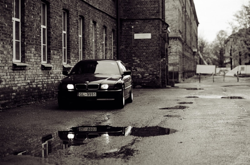 car, sports Car, mode of Transport, day, old-fashioned, toronto, e, window, overcast, british Culture, city Life, e38, mini Cooper, nature, bumer, city Street