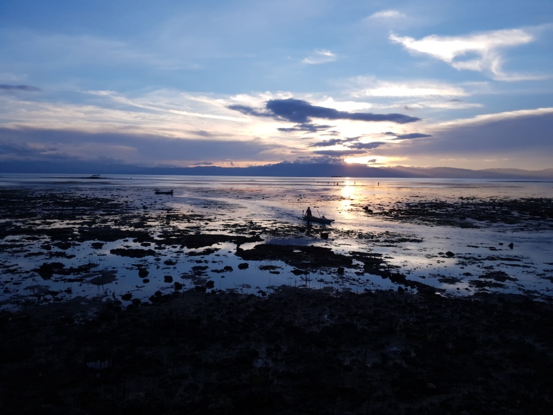 horizon over water, aisa, sunset, silhouette, cloud - sky, horizon, tranquility, water, land, travel, tranquil scene, idyllic, sea, philippines, reflection