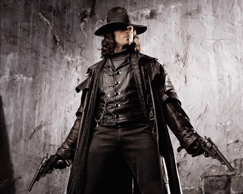 monster hunter, guns, Hugh Jackman, Van Helsing, 2K, Gabriel Van Helsing, weapons