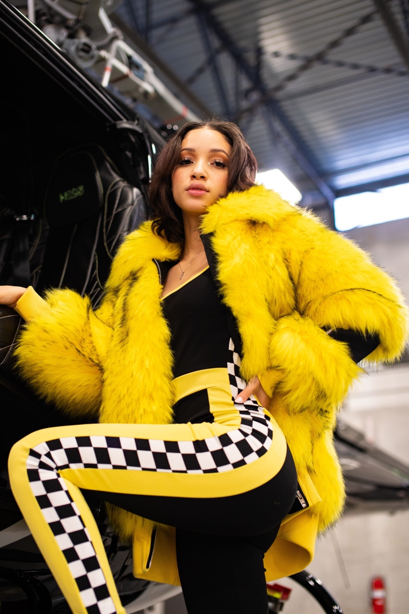 near, real people, yellow, indoors, 5K, portrait, fashion, interior design, apparel, one person, looking at camera, beauty, fur, human, young women, hair