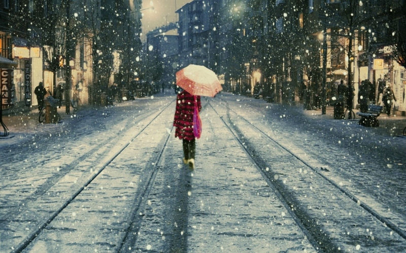 street, rain, outdoors, one person, rainy season, rear view, winter, full length, cityscape, pink, transportation, umbrella, woman, women, holding, walking