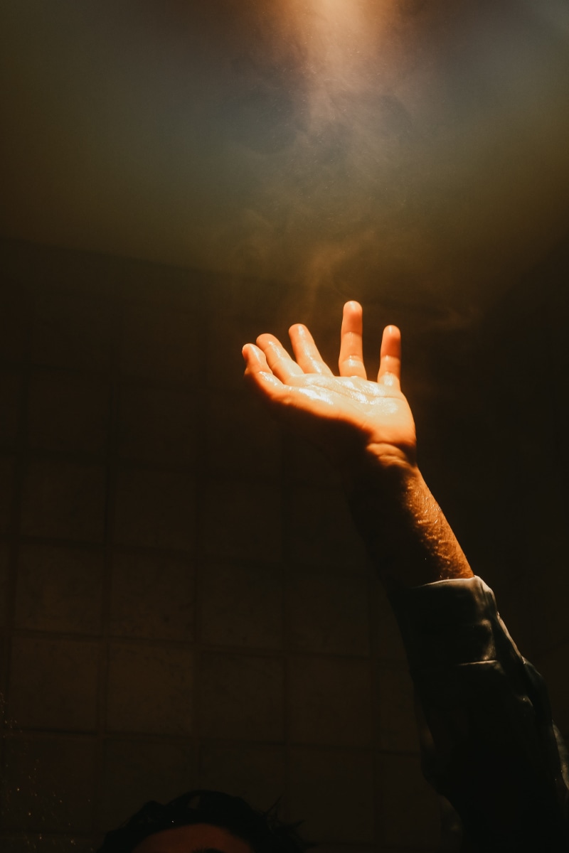 light - natural phenomenon, arm, human body part, nature, spiritual, god, experimental, light, abstract, glowing, shadow, fog, illuminated, shower, 4K