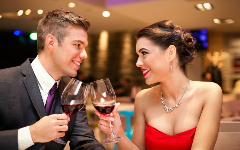 love, couple, celebratory toast, happiness, drink, eyes, food and drink, telling, dating, celebration, women, positive emotion, romantic, red wine, nightlife