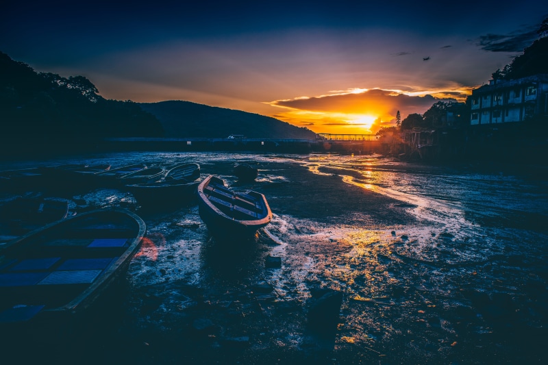 building exterior, refleciton, sun, asium, hong kong, architecture, boats, shore, photography, tranquil scene, magic hour, sea, hk, transportation, scenics - nature